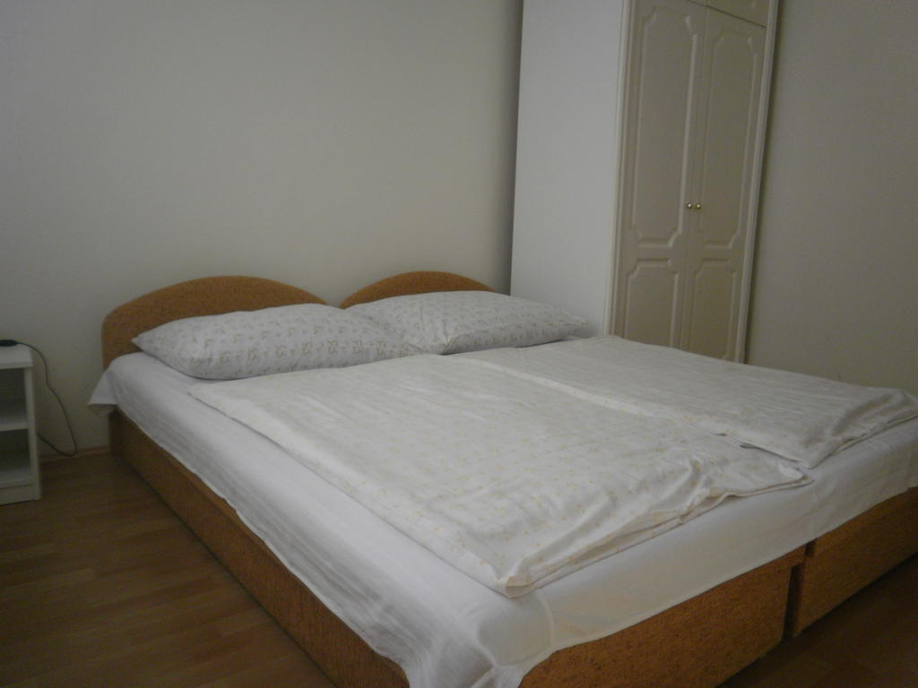 Zalakarosi Egerfa Nyaralohaz Foeldszinti Es Emeleti Apartman Δωμάτιο φωτογραφία